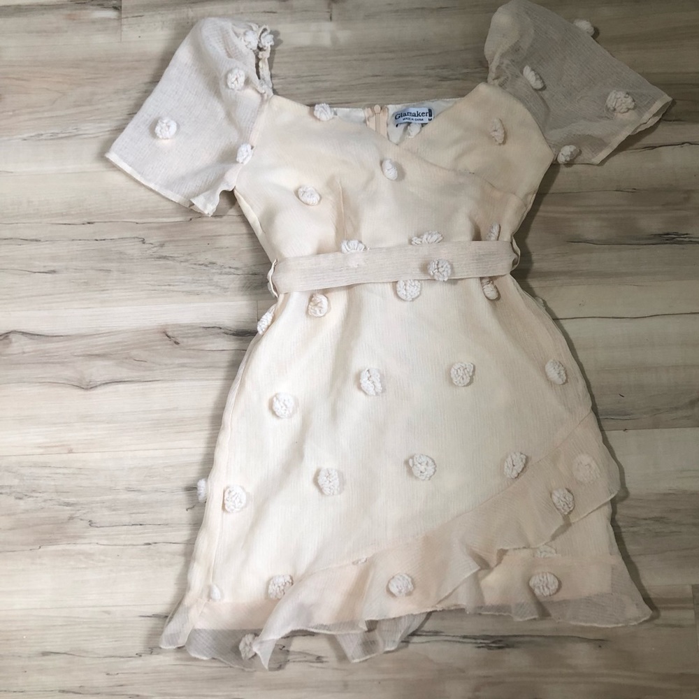 Glamaker nude dress Size: Medium